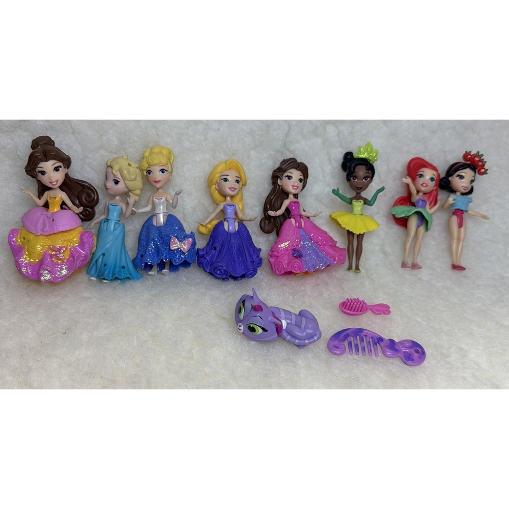 Disney Princess Little Kingdom Snap On clip Mini Dolls Clothes LOT Of 8